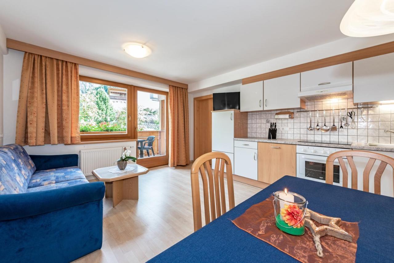 Residence Tauber Валес Екстериор снимка