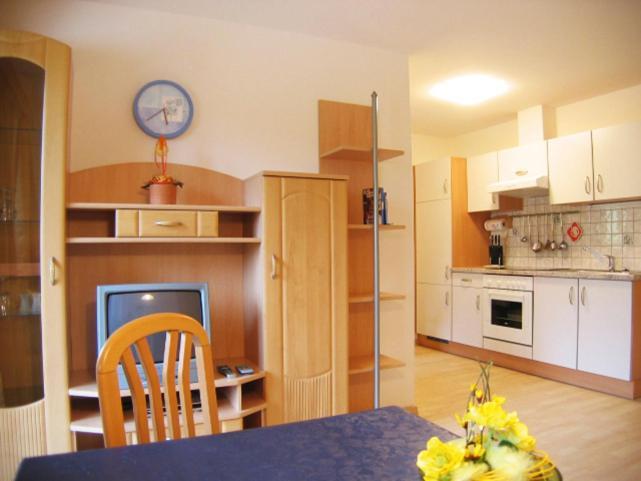 Residence Tauber Валес Екстериор снимка